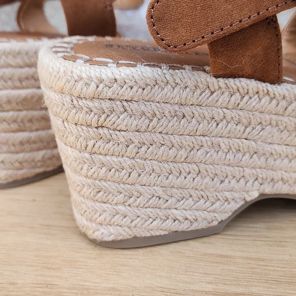 Seychelles Saddle Brown Suede Espadrille Platform Sandals Size 9.5 NWOT